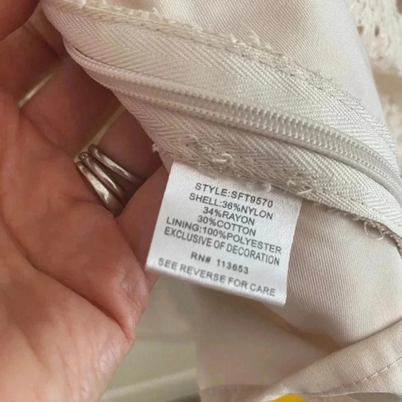 Hawthorn Womens Cream Lace Top - Picture 8 of 10